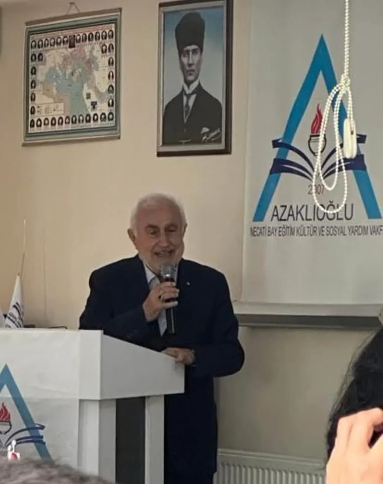 Azaklıoğlu Vakfı’ndan Giresun Emekli Valisi Şahin’e teşekkür plaketi