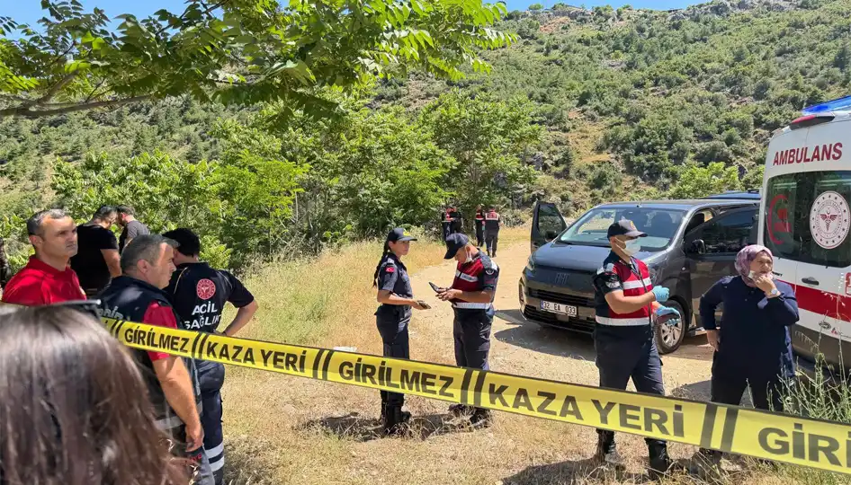 Isparta Eğirdir’de otomobilde 2 genç ölü bulundu