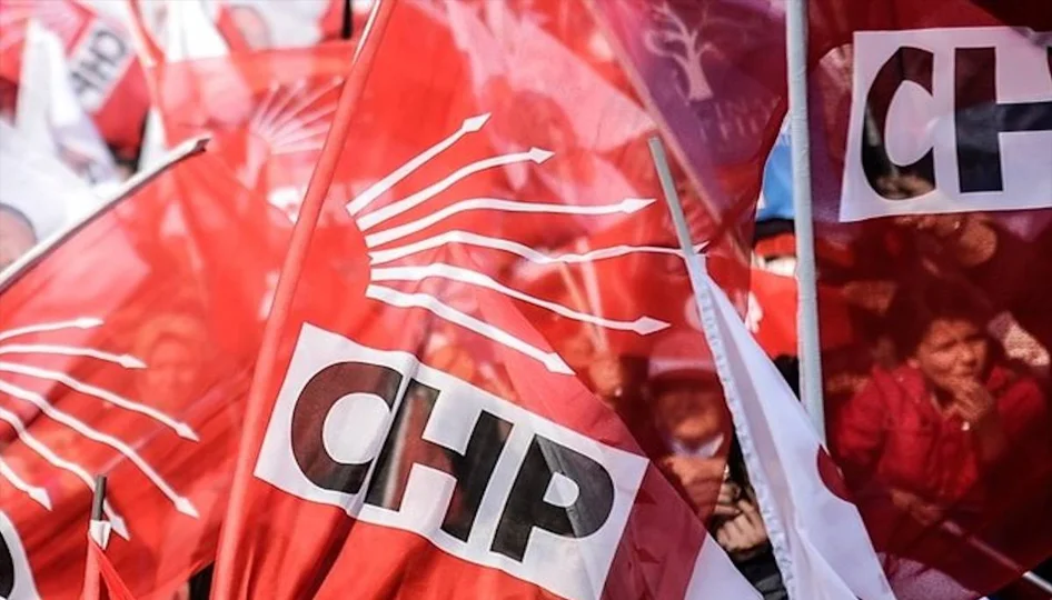 CHP Antalya’da grup toplantısı krizi