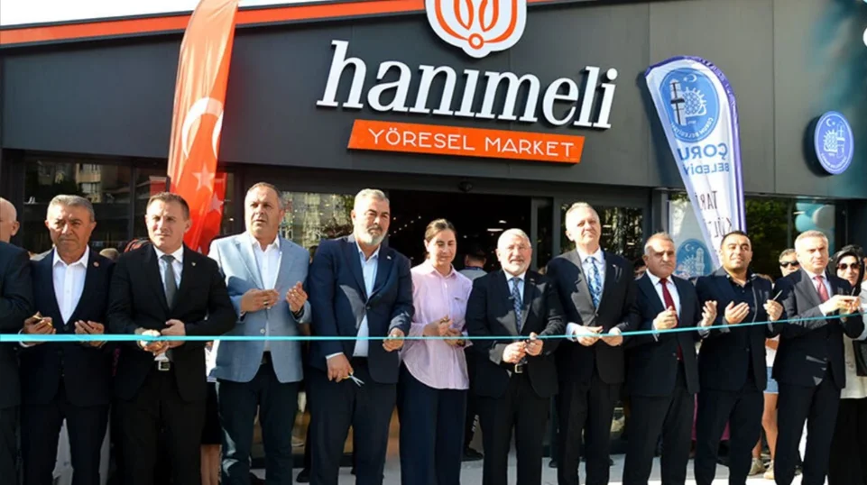 Çorum Belediyesi Hanımeli Yöresel market kapılarını açtı