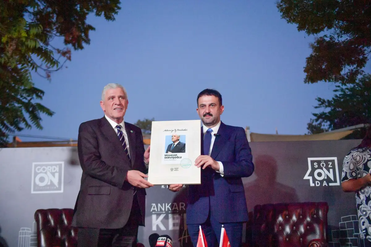 AKK “SözOnda Deneyim Paylaşım Platformu” söyleşilerinde İYİ Parti Genel Başkanı Müsavat Dervişoğlu’nu ağırladı