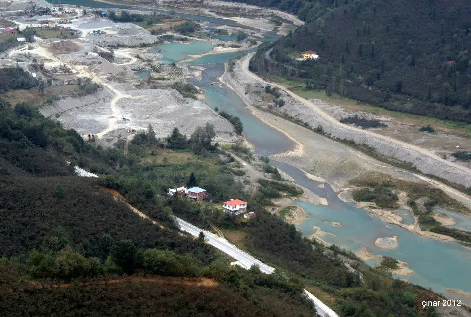Harşit Vadisi Platformu “Tirebolu Çöplük Değildir!”