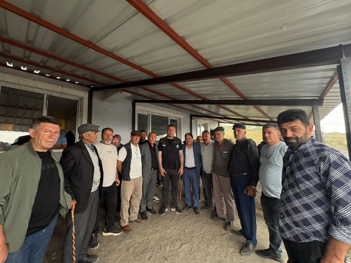 Kars Ziraat Odası Başkan Özcan Müçük, Köy Köy gezerek çiftçilerin sorunlarını dinliyor