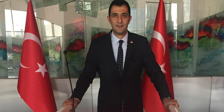 Selim Belediye Başkanı Barış Koç bir maaşını YENİ Parti’ye bağışladı