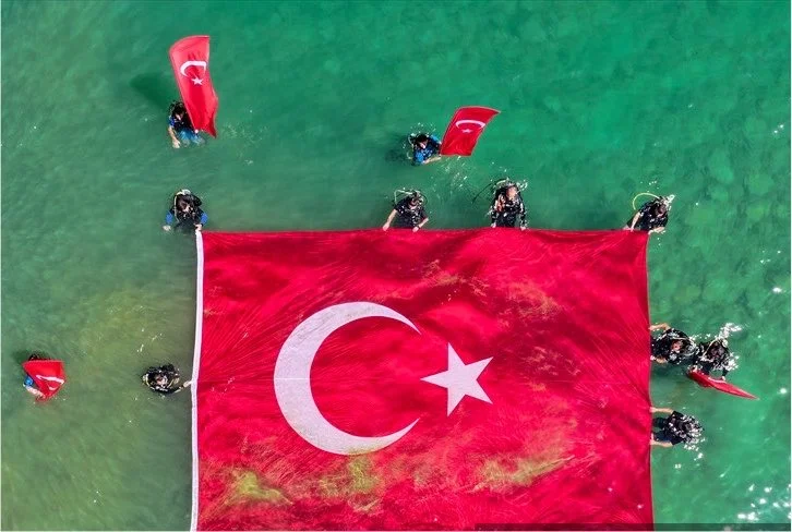 Van Gölü’nde Festival coşkusu: Spor, adrenalin ve mavilik bir arada