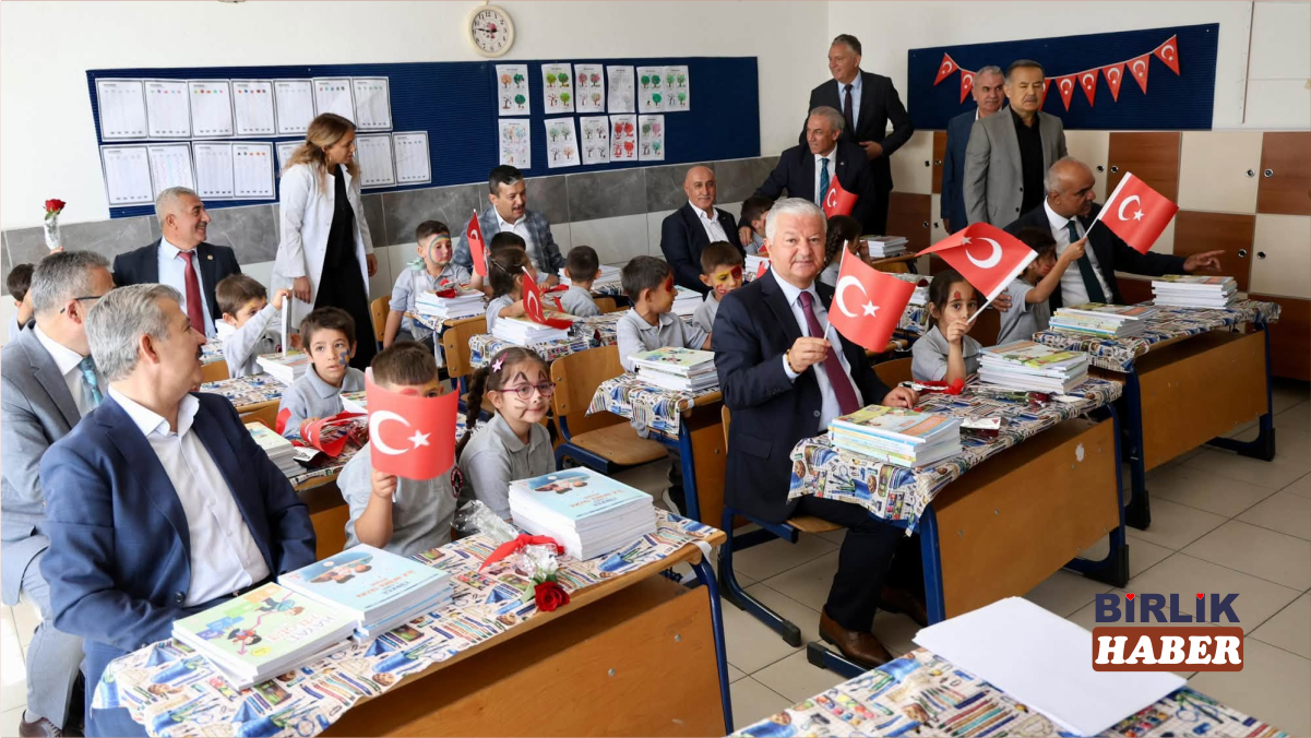 Aksaray’da 2026-2027 eğitim yılı törenle başladı
