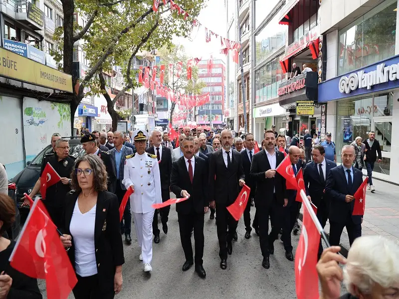 Zonguldak’ta 19 Eylül Gaziler Günü dolayısıyla kortej yürüyüşü düzenlendi