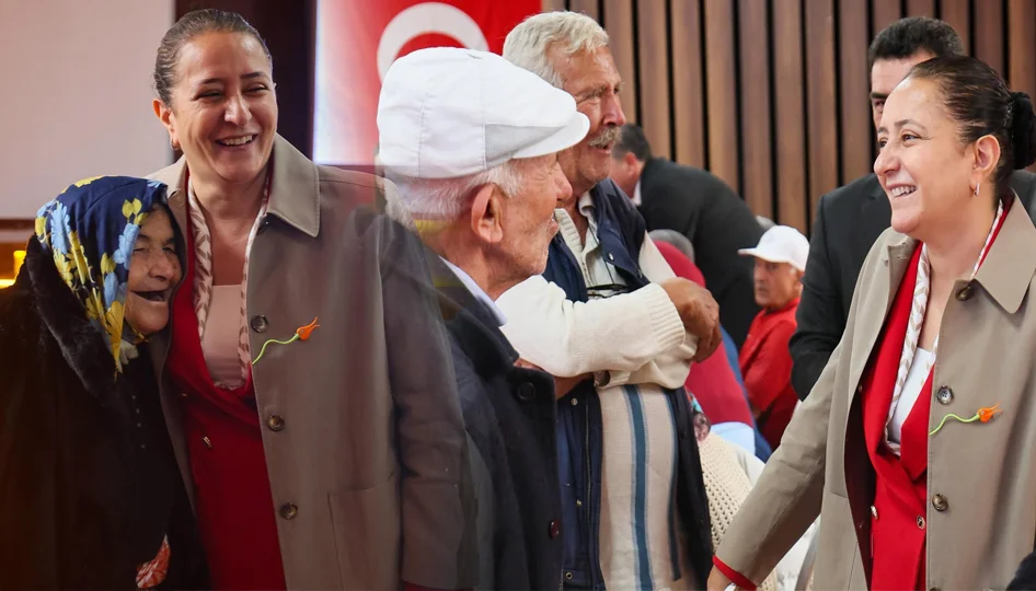 Burdur’da yaşlılar günü’nde yüzler güldü