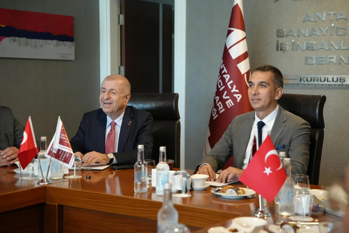 Ümit Özdağ Ansiad’ a nezaket ziyaretinde bulundu