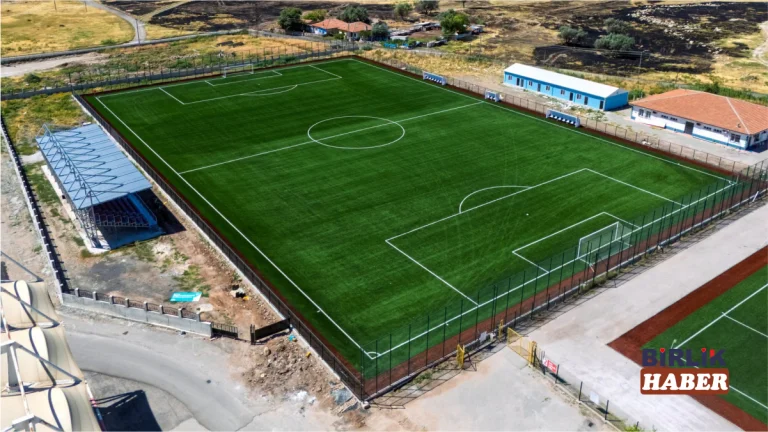 Aksaray’a Modern Futbol Sahası ve 500 Kişilik Tribün