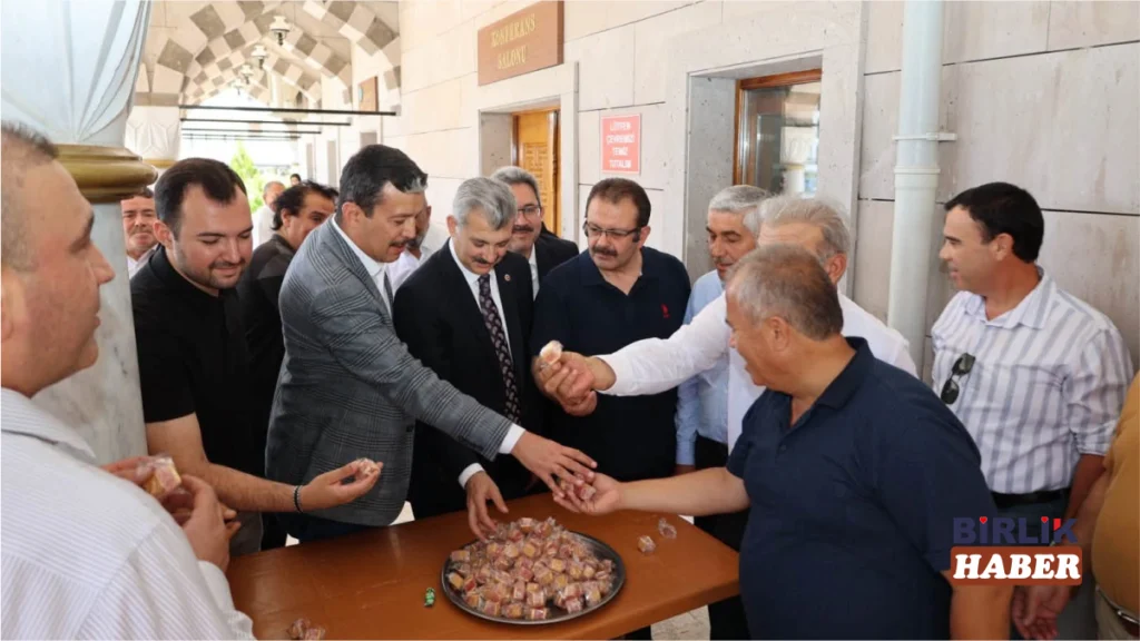 AK Parti Aksaray Teşkilatı Şehitleri ve Vefat Edenleri Andı