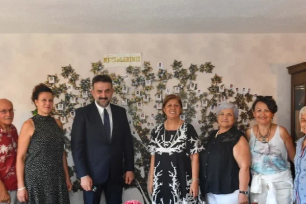 AKK Başkanı Yılmaz Uzat Elini Kültür Eğitim Dayanışma ve Yardımlaşma Derneği Yönetimi ile bir araya geldi