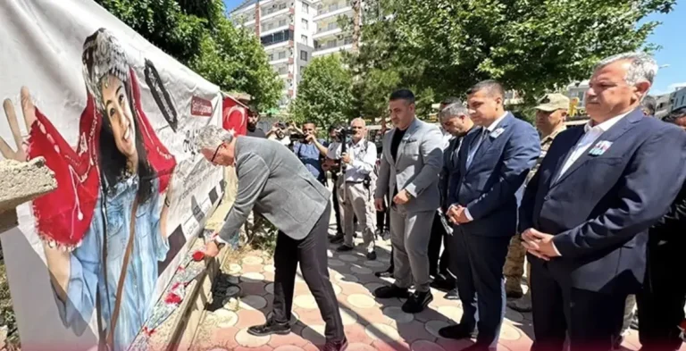 Şehit Öğretmen Şenay Aybüke Yalçın Kozluk’ta dualarla anıldı