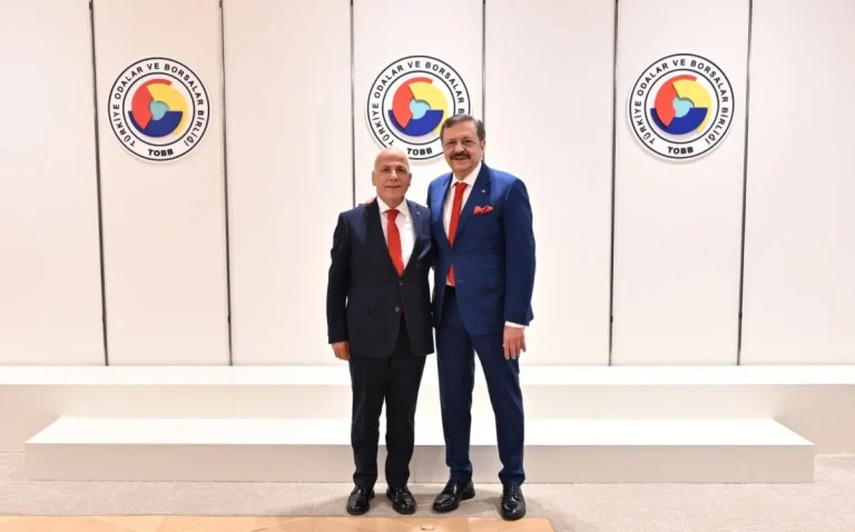 Artvin Ticaret Borsası heyetinden Hisarcıklıoğlu’na ziyaret