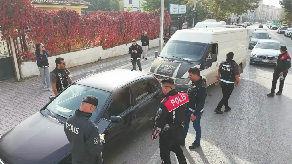 Malatya’da okul çevrelerinde huzur ve güven denetimi