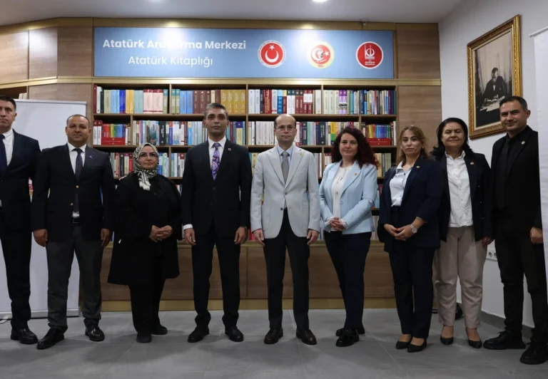 Keçiören’de Atatürk Kitaplığı hizmete açıldı