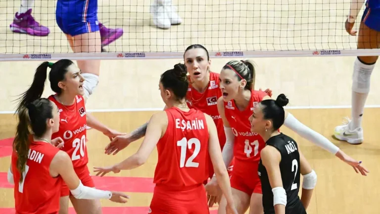 Filenin Sultanları VNL’ye moralli gidiyor: Tayland engelini 3-1’le aştı