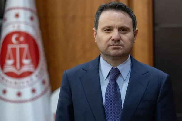 Bakan Gürlek’ten CHP Genel Başkanı Özgür Özel’e yanıt