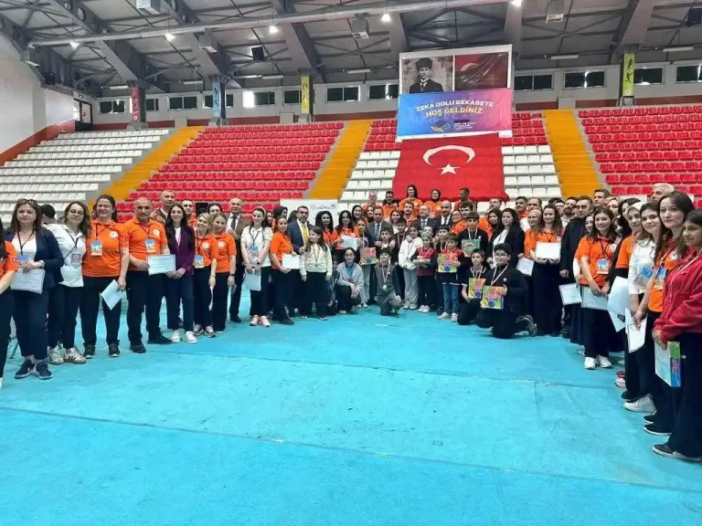 “Kars 3. Akıl ve Zeka Oyunları İl Turnuvası” heyecana sahne oldu