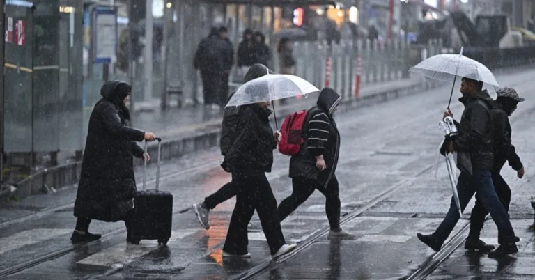 Meteoroloji’den hafta sonuna yurtta sağanak alarmı