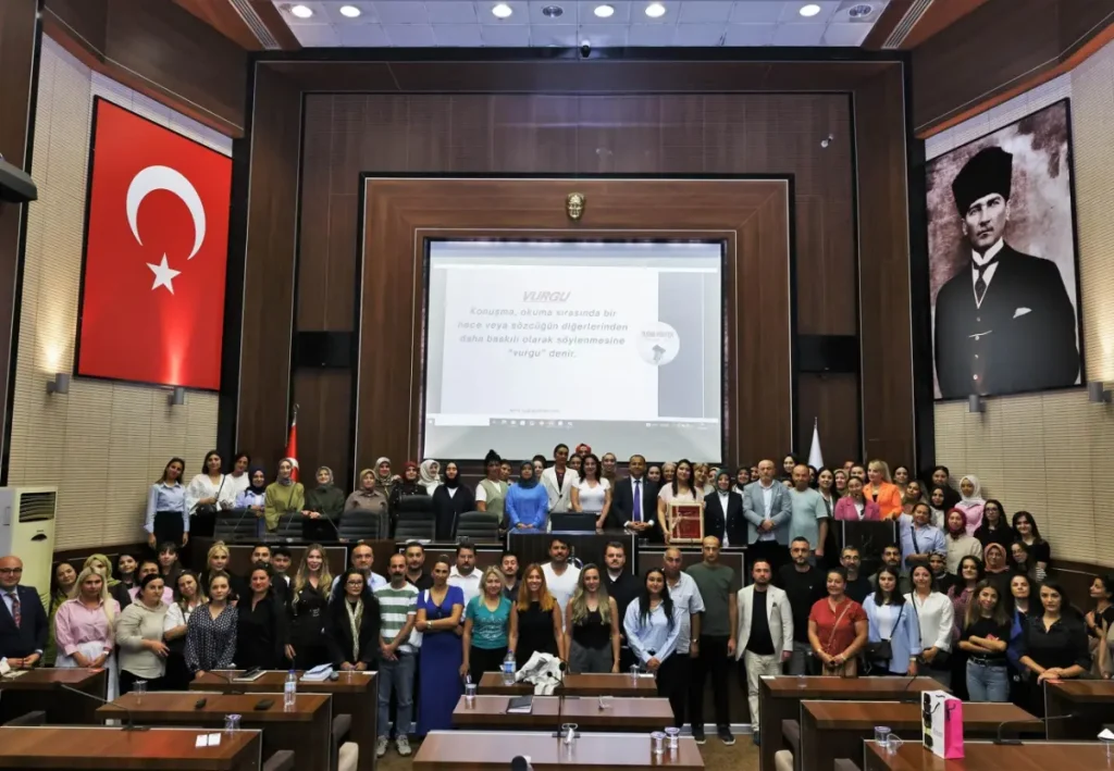 Keçiören Belediyesi personeline iletişim eğitimi