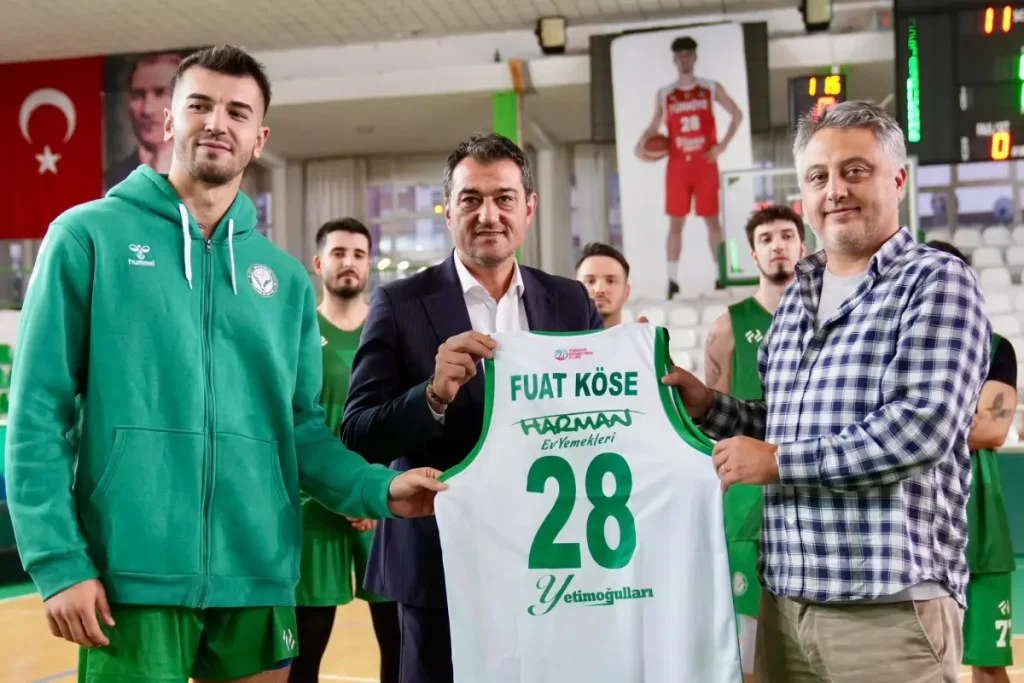 Valilikten Giresun’un basketbol temsilcisi Kerasusspor’a moral desteği