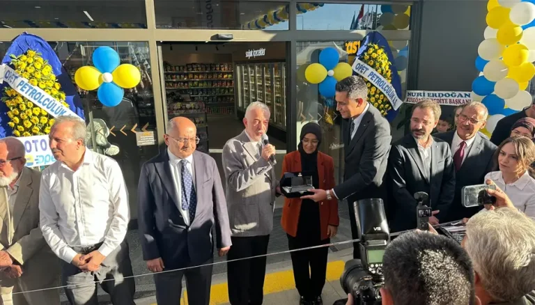 Isparta Belediyesi’nin 2’nci OPET istasyonu hizmete açıldı