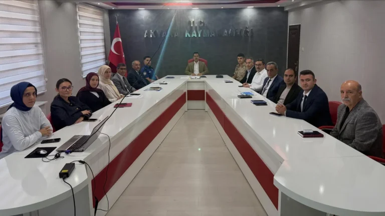 Akyaka’da kurum amirleri toplantısı gerçekleştirildi