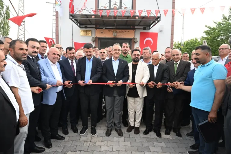 Pütürge’de Örmeli Cemevi ve Taziye Evi hizmete açıldı