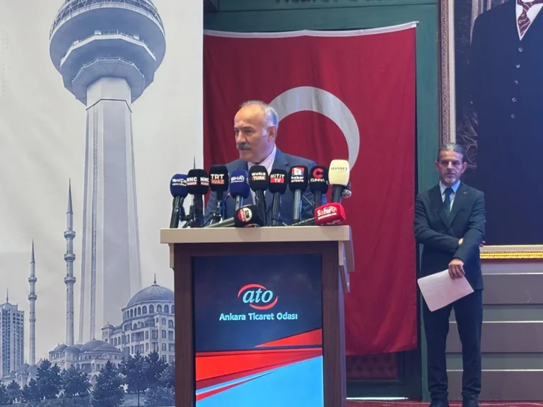 Hacımüftüoğlu: “Lekelenmeme hakkını haberin merkezinde tutmalıyız”