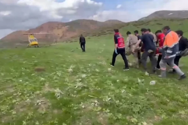 Erzurum’da nefes kesen kurtarma: Yaralı vatandaş helikopterle kurtarıldı