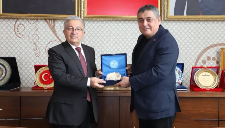 İki Aksu belediyesi güçlerini birleştirdi