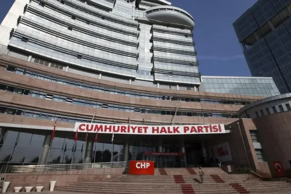 Mahkemeden CHP kurultayı kararı: Kılıçdaroğlu yönetimine dönüş hükmü