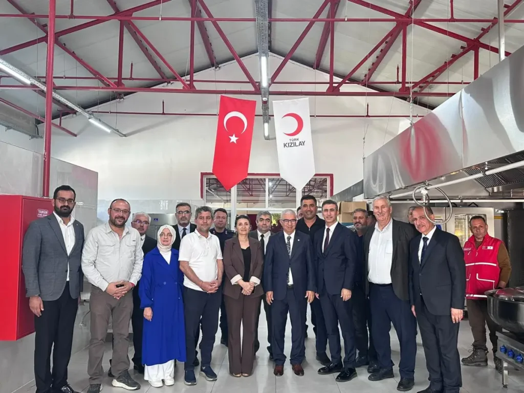 Yüreğir’de Kızılay ile sosyal destek iş birliği