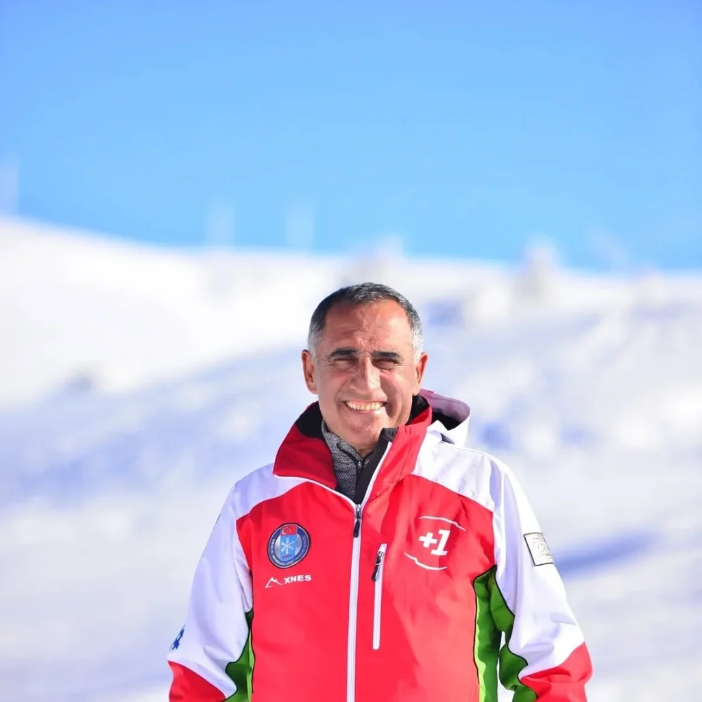 Sarıkamışlı spor adamı Yavuz Tanyeri’ye Fair Play takdiri