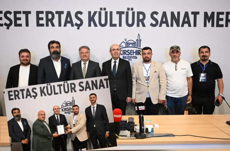 Gazeteciler, Başkan Ekicioğlu ile buluştu