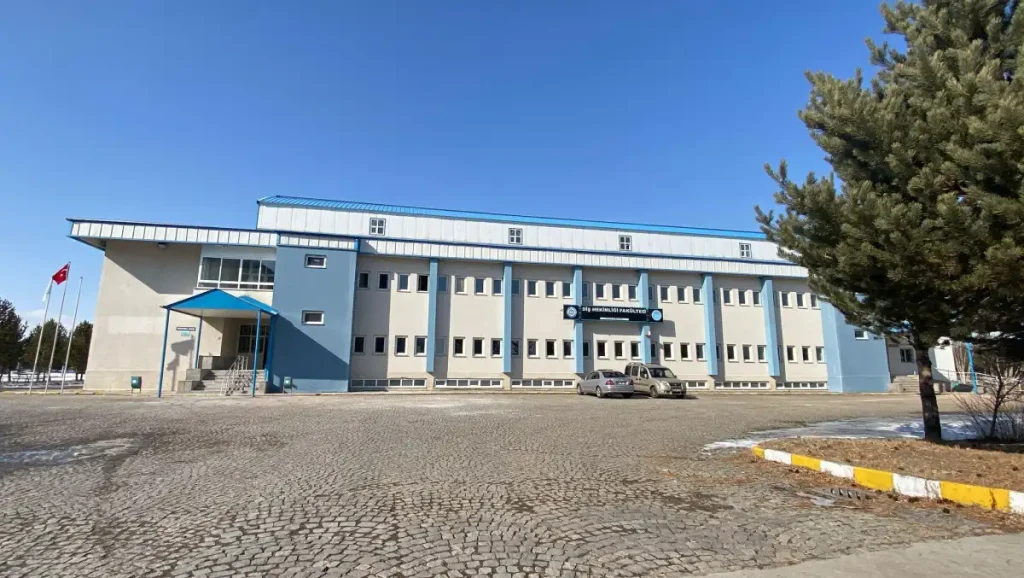 Ağız ve Diş Sağlığı Merkezine Dr. Hüseyin Aytemiz’in ismi verildi