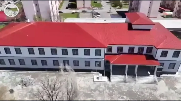 Kars’ta eğitim seferberliği: Cumhuriyet Lisesi modern yüzüyle eğitime hazır
