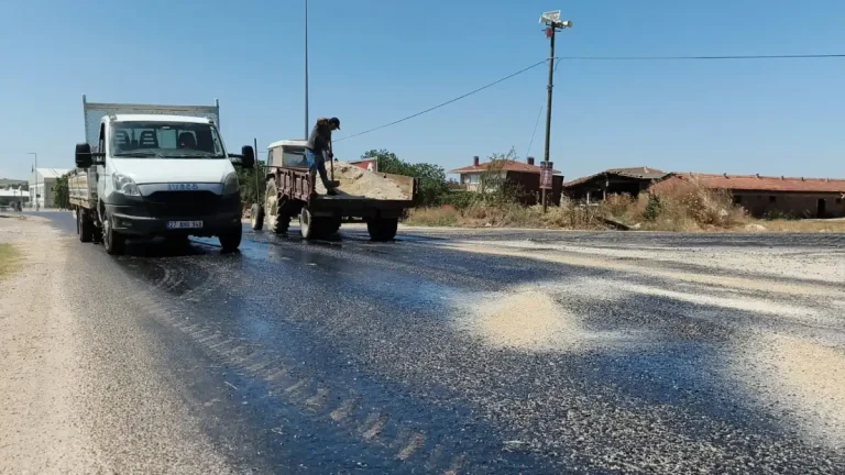 Edirne’de 40 derece sıcaklık asfaltı eritti