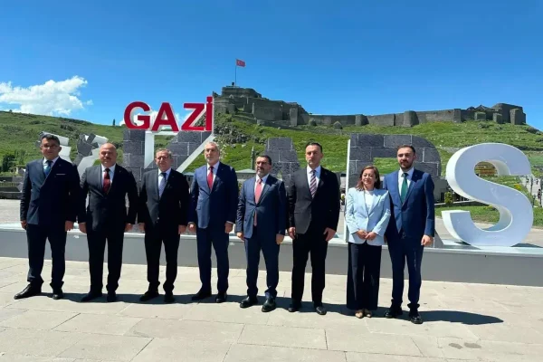 Kars’ta ​“Günün Hatırası” ölümsüzleştirildi