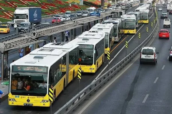 15 Temmuz etkinlikleri nedeniyle metrobüs güzergâhı değişiyor