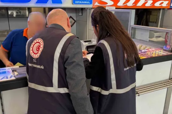 Ankara Ticaret İl Müdürlüğü ekipleri otobüs firmalarını ve sebze hallerini denetledi