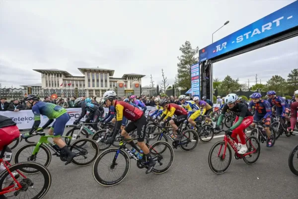 61. Cumhurbaşkanlığı Türkiye Bisiklet Turun final etabı Ankara-Ankara etabında start verildi