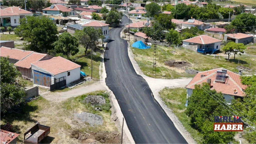 Aksaray’da Yalnızceviz–Göksügüzel Yolunda Asfalt Çalışması