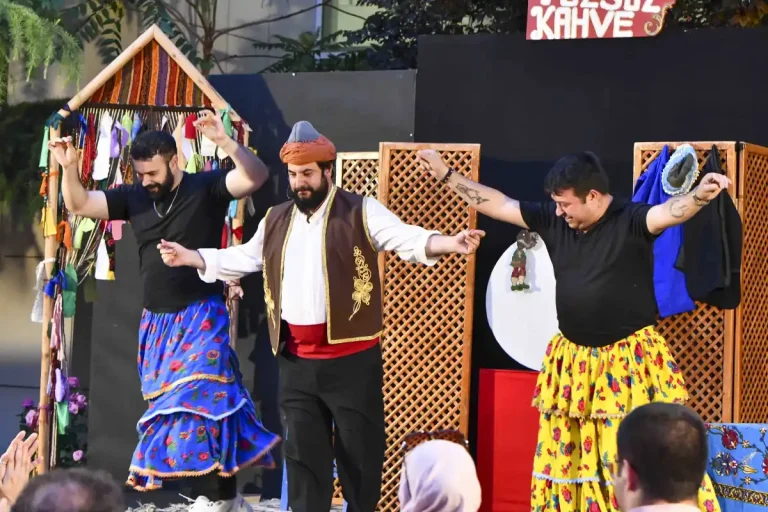 “Bir Yudum Muhabbet” seyirciyle buluştu