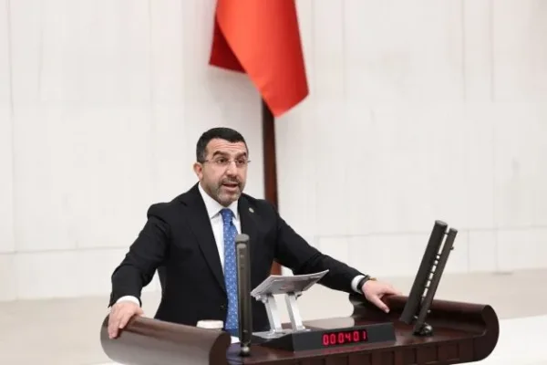 Adem Çalkın’dan Rahmi Koç’a tepki: “Kürt kadın kimliğinin aşağılayıcı söylemlerle anılması kabul edilemez”