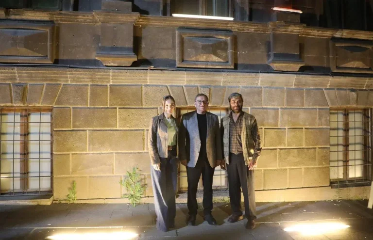 Vali Polat, “Çırak” dizisinin Kars’taki setini ziyaret etti