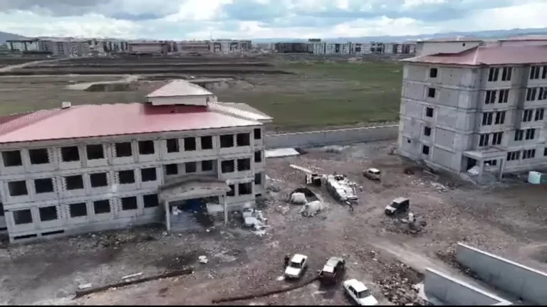 Kars’a modern tarım lisesi ve öğrenci yurdu kazandırılıyor