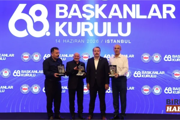 Eğitim-Bir-Sen Aksaray’a Teşekkür Plaketi: Üye Hedeflerinde Büyük Başarı