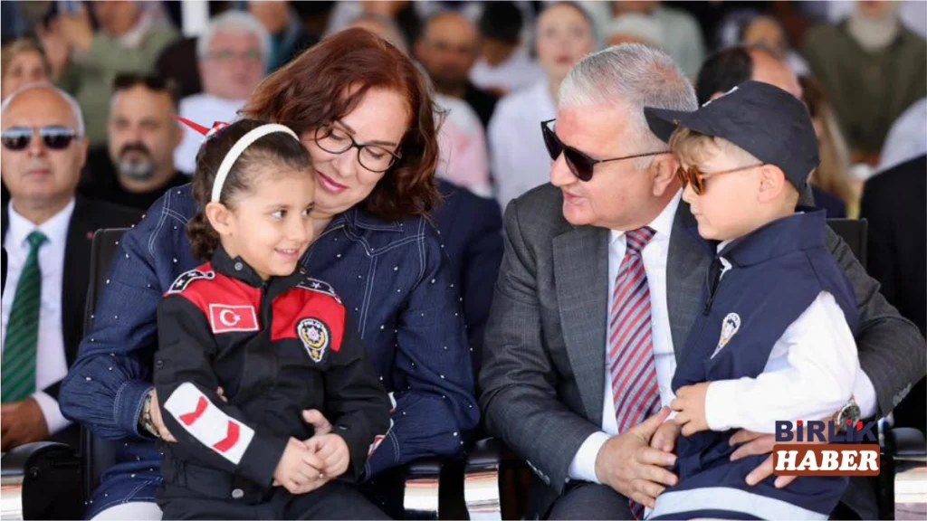 Aksaray Şehit Önder Güzel POMEM’de 32. Dönem Mezuniyet Coşkusu